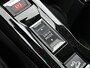 Peugeot e-2008 EV 136pk Allure Pack 50 kWh Automaat | 1ste Eigenaar | Navigatie | Climate Control | Adaptieve Cruise Control | 17"LMV | LED | Camera | Apple Carplay/Android Auto |
