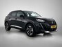Peugeot e-2008 EV 136pk Allure Pack 50 kWh Automaat | 1ste Eigenaar | Navigatie | Climate Control | Adaptieve Cruise Control | 17"LMV | LED | Camera | Apple Carplay/Android Auto |