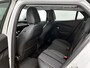 Peugeot 2008 1.2 Puretech 96kW S&S Allure | APPLE CARPLAY | ANDROID AUTO | ACHTERUITRIJCAMERA | PARKEERSENSOREN | STOELVERWARMING | DAB RADIO | NAVIGATIE | CRUISE CONTROL | RIJSTROOKHULP | LICHTMETALEN VELGEN |