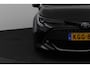 Toyota Corolla Touring Sports 1.8 Hybrid First Edition | Parkeersensoren | Stuur en Stoelverwarming | Dodehoekdetectie | |