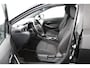 Toyota Corolla Touring Sports 1.8 Hybrid First Edition | Parkeersensoren | Stuur en Stoelverwarming | Dodehoekdetectie | |