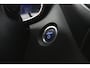 Toyota Corolla Touring Sports 1.8 Hybrid First Edition | Parkeersensoren | Stuur en Stoelverwarming | Dodehoekdetectie | |