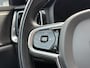 Volvo V60 T6 Twin Engine AWD Momentum Pro | Panoramadak | Harman Kardon | Head up Display | Lederen bekleding | Adaptieve Cruise Control | BLIS dodehoekdetectie | 360 graden camera