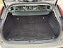 Volvo V60 T6 Twin Engine AWD Momentum Pro | Panoramadak | Harman Kardon | Head up Display | Lederen bekleding | Adaptieve Cruise Control | BLIS dodehoekdetectie | 360 graden camera