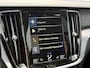 Volvo V60 T6 Twin Engine AWD Momentum Pro | Panoramadak | Harman Kardon | Head up Display | Lederen bekleding | Adaptieve Cruise Control | BLIS dodehoekdetectie | 360 graden camera