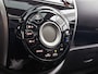 Nissan Micra 1.2 98pk Tekna Automaat | Navigatie | Glazendak | Climate Control | Cruise Control | 16"LMV | Parkeersensoren | Keyless |