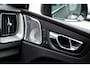 Volvo XC60 T8 Plug-in hybrid AWD Ultra Dark Exec. Ed. | Google | Long Range | Panoramadak | Bowers & Wilkins Audio | Massagefunctie | Keyless | Luchtvering | Stoelverwarming & Ventilatie | Head-Up Display | Getint Glas | Elek. Achterklep | Stuurverwarming | Memory | LED Koplampen | 22" LM