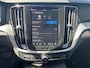 Volvo V60 T6 Plug-in hybrid AWD Plus Dark | 18 Inch Velgen | Climate Pack | Harman Kardon | Adaptive Cruise Control |
