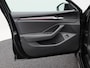 Skoda Superb Combi 1.5 TSi 204 Pk PHEV Sportline Business | Stoel Verwarming/Ventilatie | Trekhaak | 360 Camera | Canton Audio | Memorie | Panoramadak | Head UP | 19 Inch | 7.357 Km !!