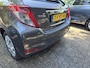 Toyota Yaris 1.3 VVT-i Aspiration | 2E EIGENAAR | 3/6 OF 12MND GARANTIE | NAVI | CAMERA | AIRCO | NW APK |