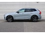 Volvo XC60 2.0 T8 Plug-in hybrid AWD Ultra Black Edition Exec | Achterbank verwarmd | Apple Carplay & Android Auto | Audio installatie high end | Bluetooth telefoonvoorbereiding | Luchtvering | Extra getint glas | Buitenspiegels elektrisch verstel- en verwarmbaar | Cruise control adaptief met Stop&Go en stuurhulp