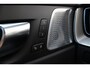 Volvo XC60 2.0 T8 Plug-in hybrid AWD Ultra Black Edition Exec | Achterbank verwarmd | Apple Carplay & Android Auto | Audio installatie high end | Bluetooth telefoonvoorbereiding | Luchtvering | Extra getint glas | Buitenspiegels elektrisch verstel- en verwarmbaar | Cruise control adaptief met Stop&Go en stuurhulp