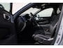 Volvo XC60 2.0 T8 Plug-in hybrid AWD Ultra Black Edition Exec | Achterbank verwarmd | Apple Carplay & Android Auto | Audio installatie high end | Bluetooth telefoonvoorbereiding | Luchtvering | Extra getint glas | Buitenspiegels elektrisch verstel- en verwarmbaar | Cruise control adaptief met Stop&Go en stuurhulp
