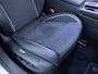 Volkswagen Passat Variant 1.5 eHybrid Elegance Bus. 204 PK | Elec. trekhaak | Stoel- & Stuurverwarming | Ergo stoelen met memory | All-season, Adaptive cruise, Navigatie, Stoelventilatie, HUD, Elektrische achterklep, DCC