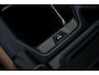 Land Rover Defender 110 P300e Sedona Edition l HSE l Head up Display l Trekhaak elektrische l Panorama dak l  Merdian Audio l Gallium Silver  l Sedona Edition l