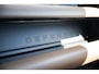 Land Rover Defender 110 P300e Sedona Edition l HSE l Head up Display l Trekhaak elektrische l Panorama dak l  Merdian Audio l Gallium Silver  l Sedona Edition l