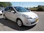 Renault Grand Scenic 2.0 Privilege AUTOMAAT - LUXE - AFN. TREKHAAK - LEDER - STOELVERWARMING - PARKEERSENSOREN V+A - ELEKTR STOEL - NAVI - KEYLESS - BLUETOOTH - DUBBEL PANODAK - CLIMA - CRUISE - LM VELGEN - INKLAPB. SPIEGELS ETC.