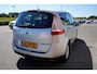 Renault Grand Scenic 2.0 Privilege AUTOMAAT - LUXE - AFN. TREKHAAK - LEDER - STOELVERWARMING - PARKEERSENSOREN V+A - ELEKTR STOEL - NAVI - KEYLESS - BLUETOOTH - DUBBEL PANODAK - CLIMA - CRUISE - LM VELGEN - INKLAPB. SPIEGELS ETC.