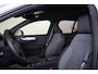 Volvo XC40 B3 Core Business - Harman Kardon - Adaptive Cruise Control met Pilot Assist - BLIS dodehoekassistentie - Voorstoelen en stuurwiel verwarmbaar - Keyless - Elektr. bedienbare achterklep - Parkeersensoren voor & achter - Parkeer camera acter - 18' LMV - Getint glas v.a. de B-stijl - Google Maps geïntegreerd - Apple®CarPlay