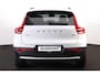 Volvo XC40 B3 Core Business - Harman Kardon - Adaptive Cruise Control met Pilot Assist - BLIS dodehoekassistentie - Voorstoelen en stuurwiel verwarmbaar - Keyless - Elektr. bedienbare achterklep - Parkeersensoren voor & achter - Parkeer camera acter - 18' LMV - Getint glas v.a. de B-stijl - Google Maps geïntegreerd - Apple®CarPlay