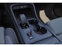 Volvo XC40 B3 Core Business - Harman Kardon - Adaptive Cruise Control met Pilot Assist - BLIS dodehoekassistentie - Voorstoelen en stuurwiel verwarmbaar - Keyless - Elektr. bedienbare achterklep - Parkeersensoren voor & achter - Parkeer camera acter - 18' LMV - Getint glas v.a. de B-stijl - Google Maps geïntegreerd - Apple®CarPlay