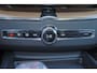 Volvo XC60 T6 Recharge AWD Plus Dark - Panorama/schuifdak - IntelliSafe Assist & Surround - 360º Camera - Harman/Kardon audio - Verwarmde voorstoelen, stuur & achterbank - Parkeersensoren voor & achter - Elektr. bedienb. voorstoelen met geheugen - Head up display - Draadloze tel. lader - 21' LMV