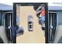 Volvo XC60 T6 Recharge AWD Plus Dark - Panorama/schuifdak - IntelliSafe Assist & Surround - 360º Camera - Harman/Kardon audio - Verwarmde voorstoelen, stuur & achterbank - Parkeersensoren voor & achter - Elektr. bedienb. voorstoelen met geheugen - Head up display - Draadloze tel. lader - 21' LMV