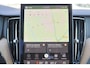 Volvo XC60 T6 Recharge AWD Plus Dark - Panorama/schuifdak - IntelliSafe Assist & Surround - 360º Camera - Harman/Kardon audio - Verwarmde voorstoelen, stuur & achterbank - Parkeersensoren voor & achter - Elektr. bedienb. voorstoelen met geheugen - Head up display - Draadloze tel. lader - 21' LMV