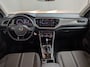 Volkswagen T-Roc 1.5 TSI Style| TREKHAAK | AUTOMAAT | 16"LMV | Bluetooth telefoonvoorbereiding | Bots waarschuwing systeem | Chroom delen exterieur