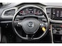 Volkswagen T-Roc 1.5 TSI Style| TREKHAAK | AUTOMAAT | 16"LMV | Bluetooth telefoonvoorbereiding | Bots waarschuwing systeem | Chroom delen exterieur