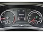 Volkswagen T-Roc 1.5 TSI Style| TREKHAAK | AUTOMAAT | 16"LMV | Bluetooth telefoonvoorbereiding | Bots waarschuwing systeem | Chroom delen exterieur