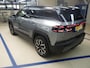 Jeep Compass First Edition 74 kWh Tot 8 Jaar Garantie! | Convenience Pack | Warmtepomp | 19" AllSeason | Two Tone | Adaptive Cruise | !!