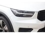 Volvo XC40 T5 Recharge R-Design | Stoelverwarming | Trekhaak | Parkeercamera | H/K | Glossy Black | Keyless