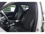 Volvo XC40 T5 Recharge R-Design | Stoelverwarming | Trekhaak | Parkeercamera | H/K | Glossy Black | Keyless