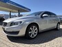 Volvo V60 1.6 T3 Momentum, automaat, navigatie, cruisecontrol, climatronic, trekhaak, top onderhouden !!