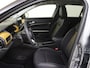 Jeep Avenger Summit 54 kWh LAGE KMSTAND!