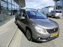 Peugeot 2008 1.2 PureTech Blue Lion | AIRCO | TREKHAAK | NAVIGATIE | PANORAMADAK | CRUISE CONTROL |