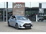 Toyota Yaris 1.5 Hybrid 115 Dynamic Automaat | Comfort pack | Buitenspiegels automatisch inklapbaar | Stoelen, stoelverwarming voorstoelen | Stuurwiel, met stuurwielverwarming | Blind Spot Monitor (BSM); dodehoekd