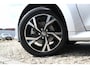 Toyota Yaris 1.5 Hybrid 115 Dynamic Automaat | Comfort pack | Buitenspiegels automatisch inklapbaar | Stoelen, stoelverwarming voorstoelen | Stuurwiel, met stuurwielverwarming | Blind Spot Monitor (BSM); dodehoekd