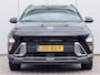 Hyundai Kona 1.6 GDI HEV Comfort Smart Automaat / Fabrieksgarantie tot 2-2030 / Stoel- & Stuurverwarming / Navigatie / Achteruitrijcamera / Adaptive Cruise Control / Climate Control / LED Verlichting /