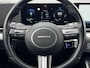 Hyundai Kona 1.6 GDI HEV Comfort Smart Automaat / Fabrieksgarantie tot 2-2030 / Stoel- & Stuurverwarming / Navigatie / Achteruitrijcamera / Adaptive Cruise Control / Climate Control / LED Verlichting /