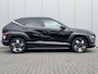 Hyundai Kona 1.6 GDI HEV Comfort Smart Automaat / Fabrieksgarantie tot 2-2030 / Stoel- & Stuurverwarming / Navigatie / Achteruitrijcamera / Adaptive Cruise Control / Climate Control / LED Verlichting /
