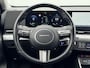Hyundai Kona 1.6 GDI HEV Comfort Smart Automaat / Fabrieksgarantie tot 2-2030 / Stoel- & Stuurverwarming / Navigatie / Achteruitrijcamera / Adaptive Cruise Control / Climate Control / LED Verlichting /