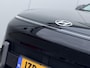 Hyundai Kona 1.6 GDI HEV Comfort Smart Automaat / Fabrieksgarantie tot 2-2030 / Stoel- & Stuurverwarming / Navigatie / Achteruitrijcamera / Adaptive Cruise Control / Climate Control / LED Verlichting /