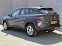 Hyundai Kona 1.6 GDI HEV Comfort / Trekgewicht 1300 kg / Apple Carplay Android Auto / Achteruitrijcamera / Keyless Entry/Start / Adaptief cruise control / Climate control / Parkeersensoren voor en achter / Lichtmetalen wielen 16“ /
