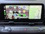 Hyundai Kona 1.6 GDI HEV Comfort / Trekgewicht 1300 kg / Apple Carplay Android Auto / Achteruitrijcamera / Keyless Entry/Start / Adaptief cruise control / Climate control / Parkeersensoren voor en achter / Lichtmetalen wielen 16“ /