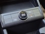 Hyundai Kona 1.6 GDI HEV Comfort / Trekgewicht 1300 kg / Apple Carplay Android Auto / Achteruitrijcamera / Keyless Entry/Start / Adaptief cruise control / Climate control / Parkeersensoren voor en achter / Lichtmetalen wielen 16“ /