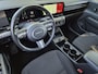 Hyundai Kona 1.6 GDI HEV Comfort / Trekgewicht 1300 kg / Apple Carplay Android Auto / Achteruitrijcamera / Keyless Entry/Start / Adaptief cruise control / Climate control / Parkeersensoren voor en achter / Lichtmetalen wielen 16“ /