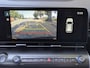 Hyundai Kona 1.6 GDI HEV Comfort / Trekgewicht 1300 kg / Apple Carplay Android Auto / Achteruitrijcamera / Keyless Entry/Start / Adaptief cruise control / Climate control / Parkeersensoren voor en achter / Lichtmetalen wielen 16“ /