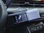 Hyundai Kona 1.6 GDI HEV Comfort / Trekgewicht 1300 kg / Apple Carplay Android Auto / Achteruitrijcamera / Keyless Entry/Start / Adaptief cruise control / Climate control / Parkeersensoren voor en achter / Lichtmetalen wielen 16“ /